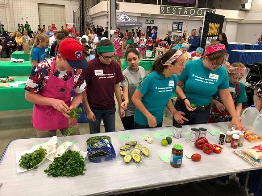 indyyouth food challenge youth group prep table