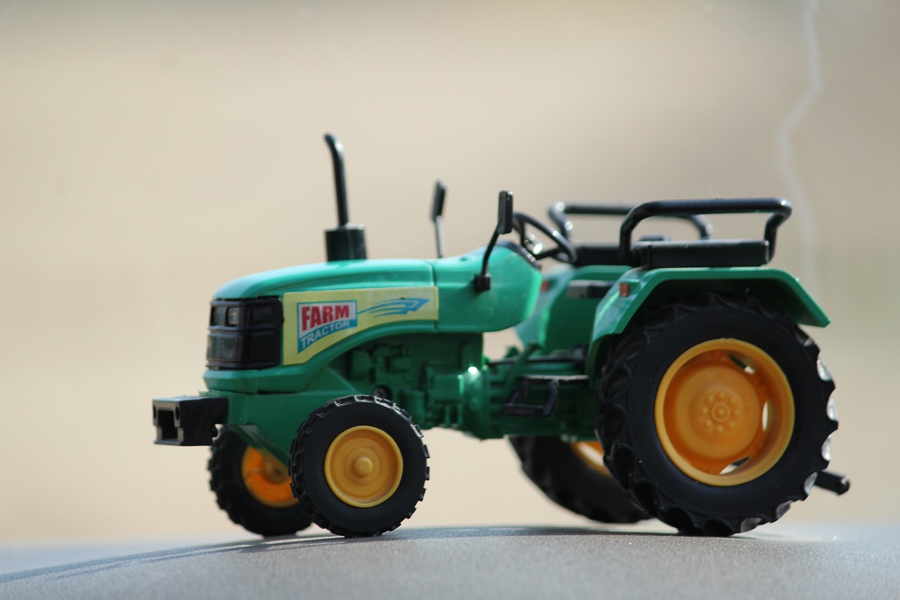 model tractor