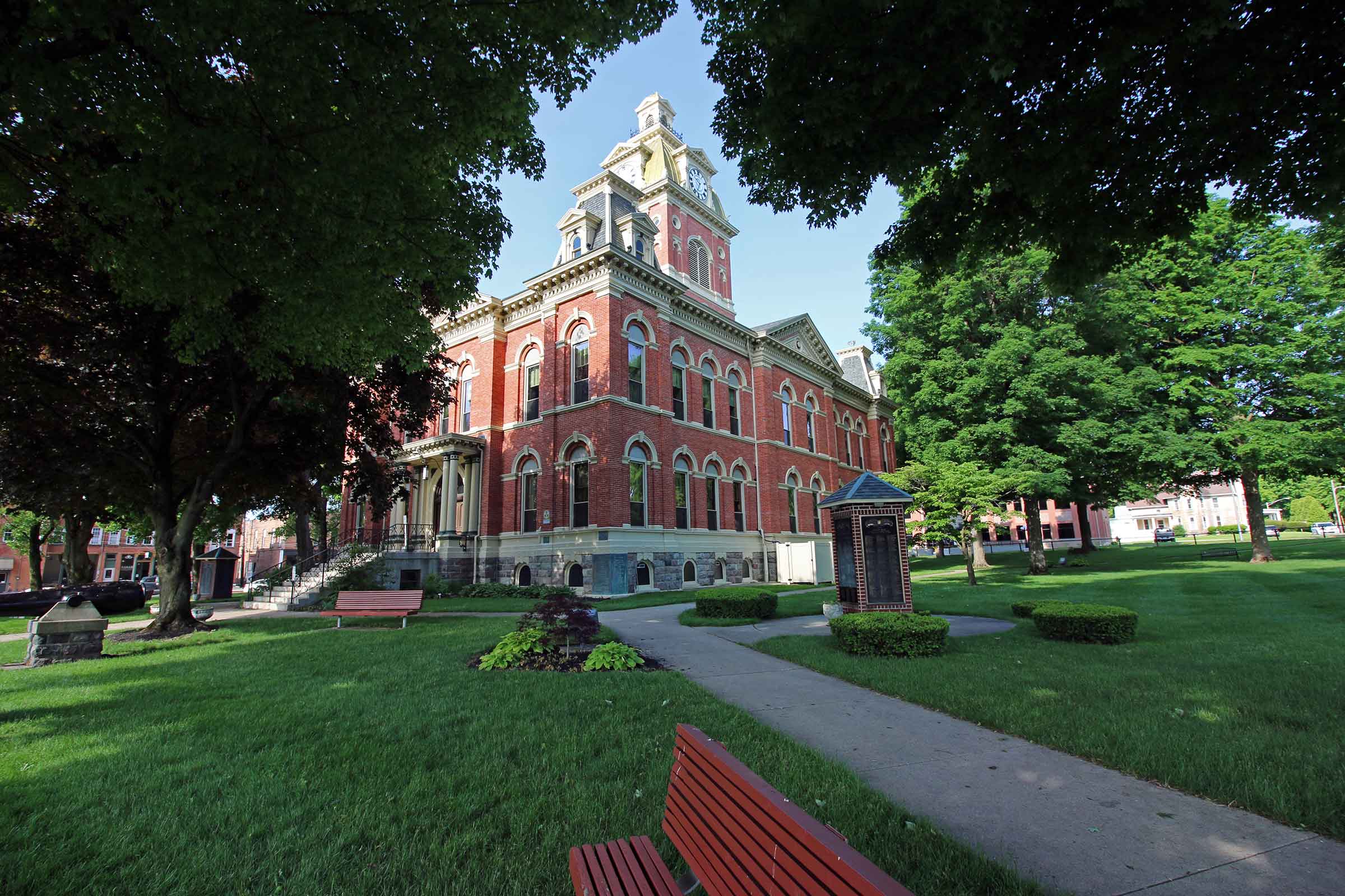 LaGrange County Courthouse