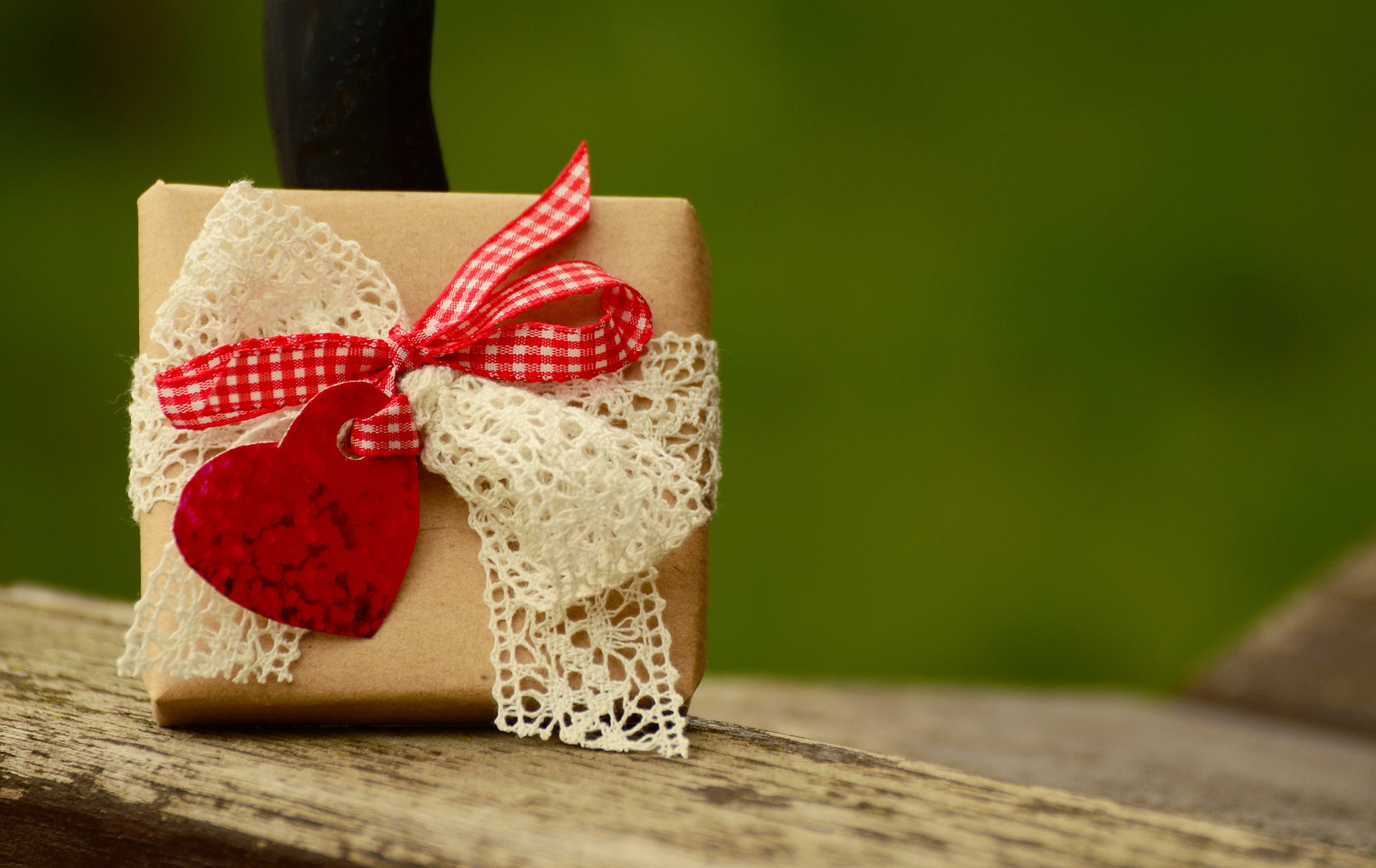 County Project: Gift Wrapping
