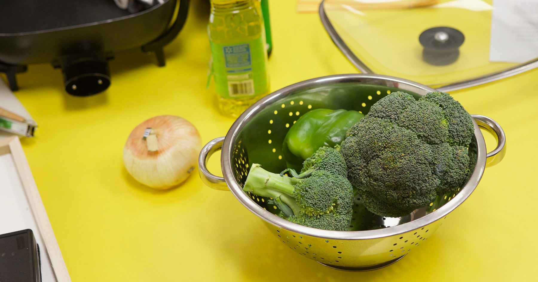 bowl of broccoli