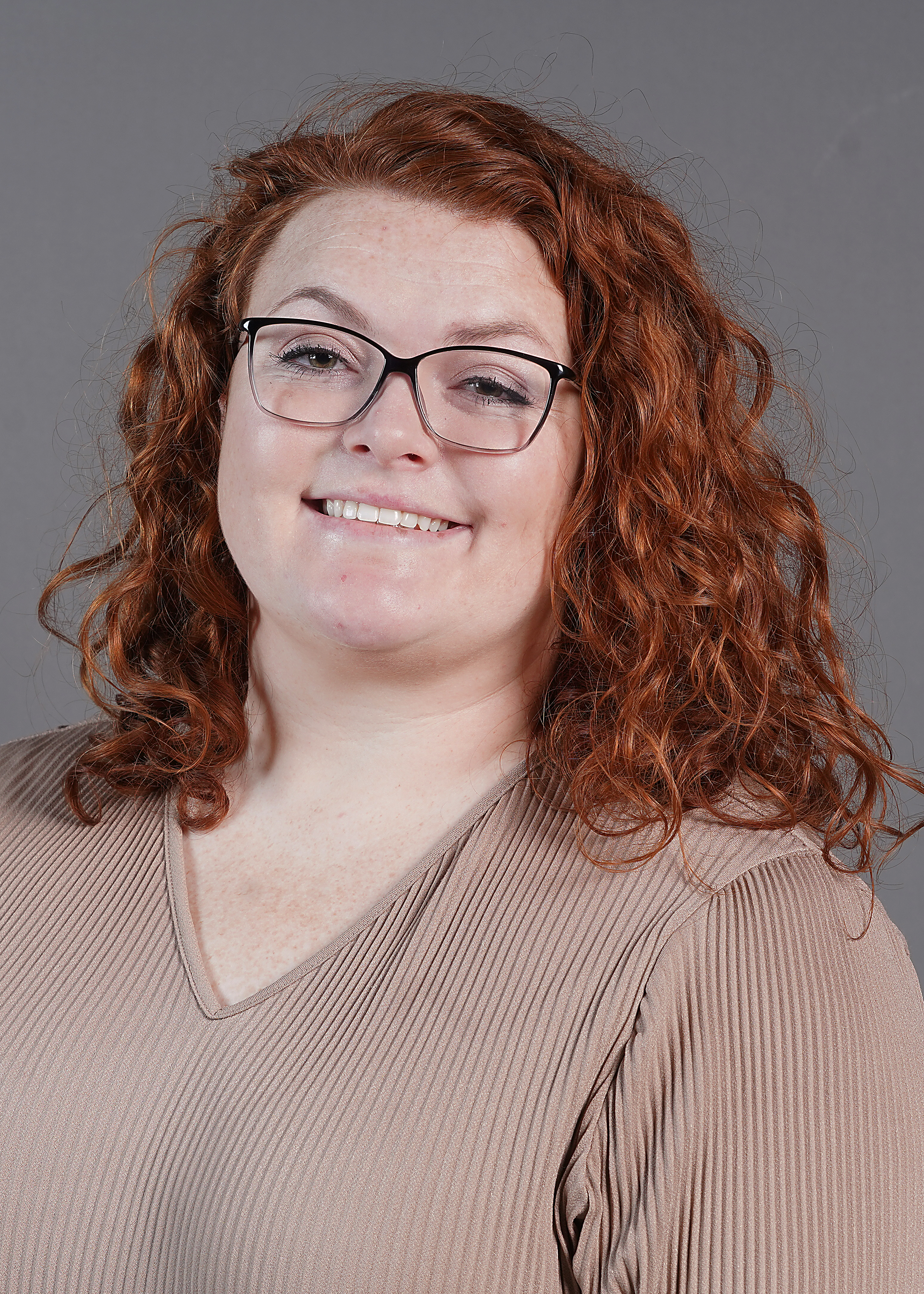 Bio photo of Hannah Lasher