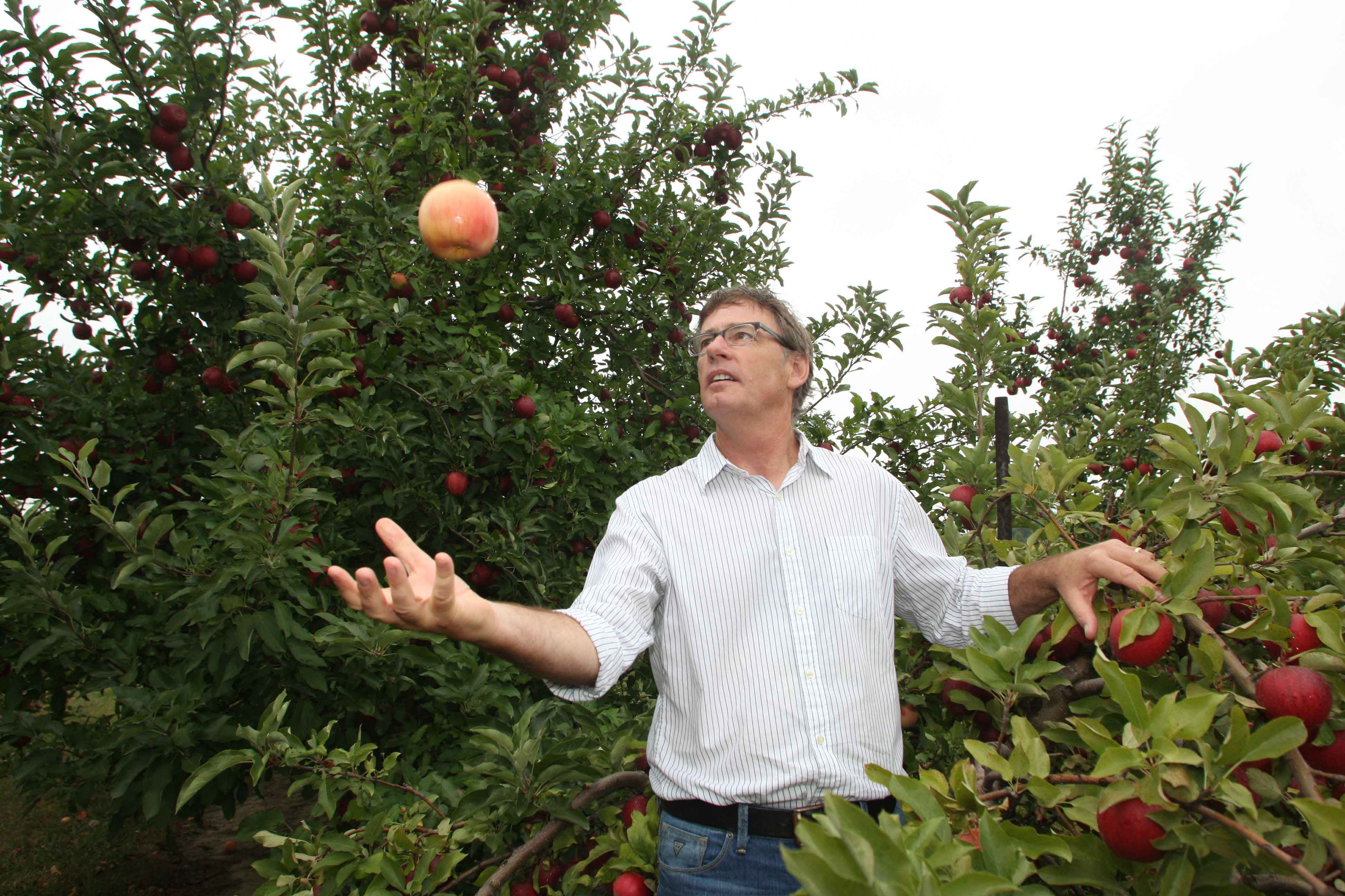 Peter Hirst with apple