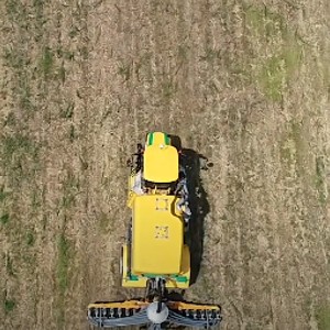 liquid tractor pulled applicator in field
